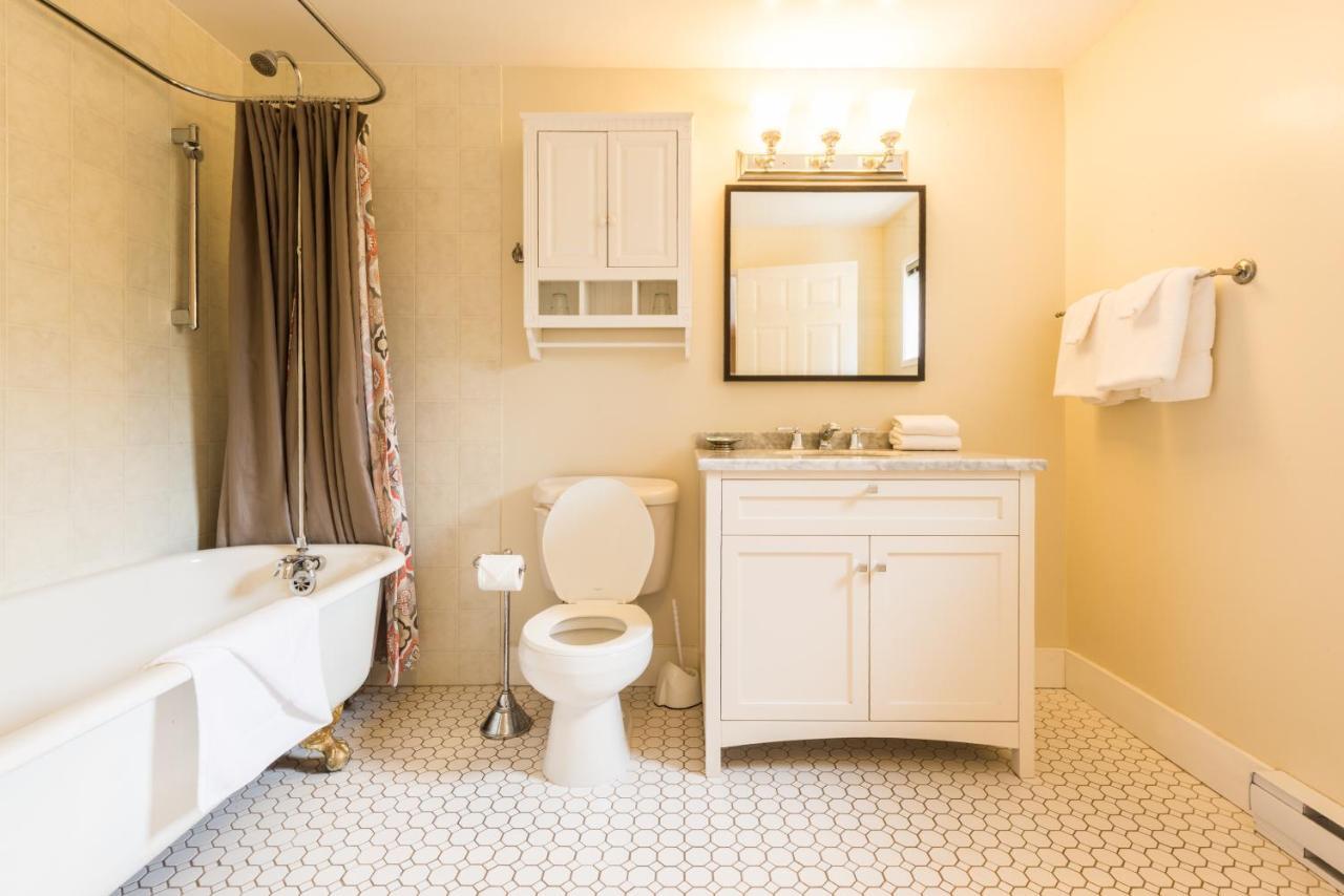 Ocean Island Garden Suites Victoria Dış mekan fotoğraf